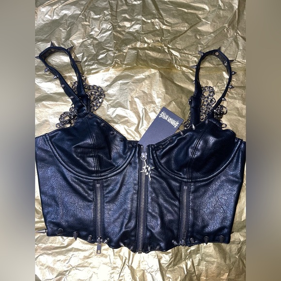 The SOLD OUT Downbeat Spiked Corset Top ✨BNWT✨ - Picture 3 of 6